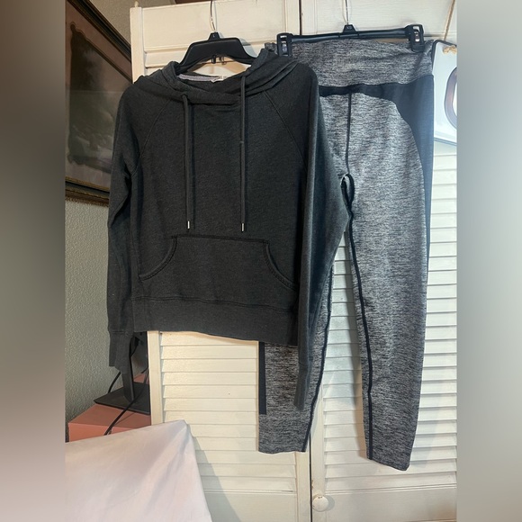Victoria's Secret Hoodie and jogger pants outfit sm/ lg - Picture 8 of 16